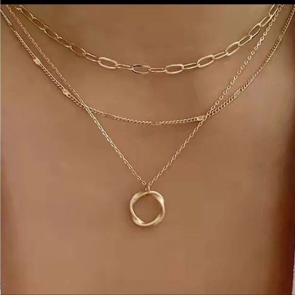 Jewelry - GOLD Layered Necklace Set of 3